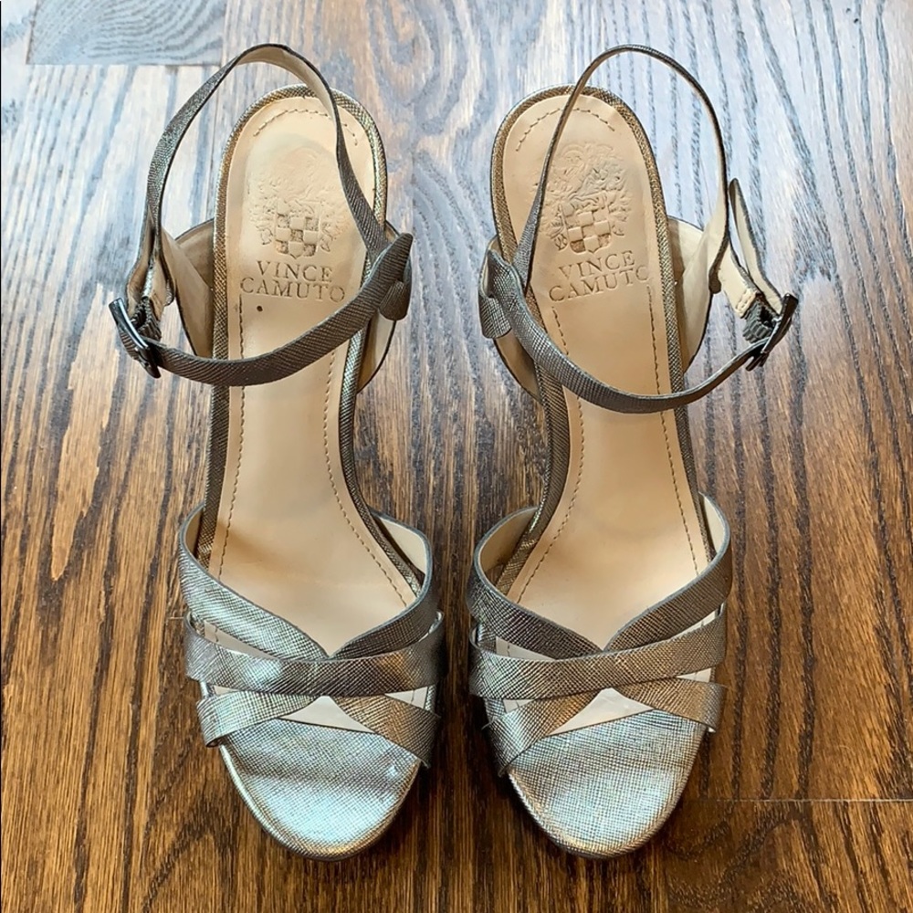 VINCE CAMUTO silver ankle strap heel SIZE 7.5